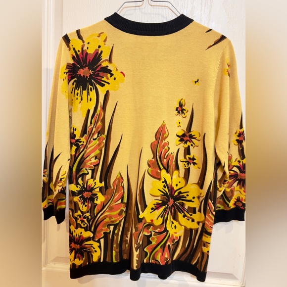 Bob Mackie vintage wearable art. Button down 60% cotton 40% acrylic. Size XXS - Picture 5 of 5